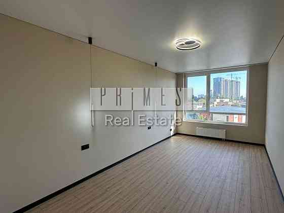 Продається стильна 1-кімнатна студія 55 м з дизайнерським ремонтом. Київ