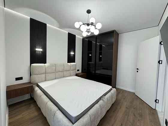 Стильна,простора однокімнатна неподалік парку Вул Нац.Гвардіцї Ивано-Франковск