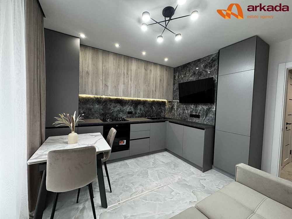 Продається 1 - кімнатна квартира з ремонтом в ЖК Family Plaza!!! Ивано-Франковск - изображение 2