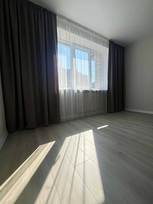 Продам 2 кімнатну на другому поверсі по Корольова  - изображение 3