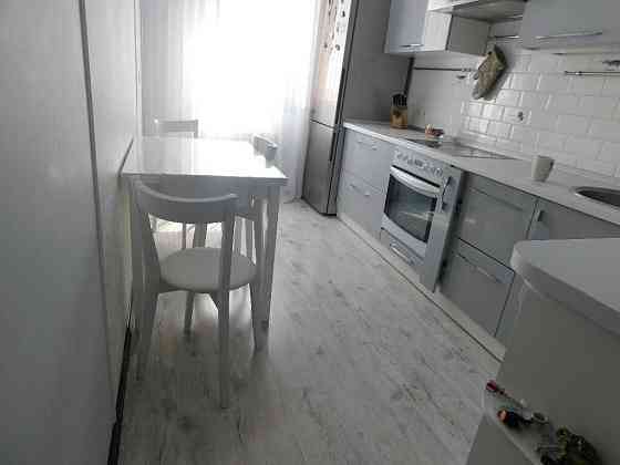 Продаж 1к квартири 42 кв. м на вул. Луценка Івана Одеса