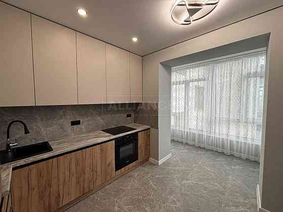 Терміново 1 кімнатна квартира з ремонтом біля Парку Шевченка Ивано-Франковск