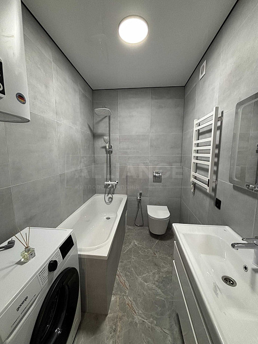 Терміново 1 кімнатна квартира з ремонтом біля Парку Шевченка Ивано-Франковск - изображение 8