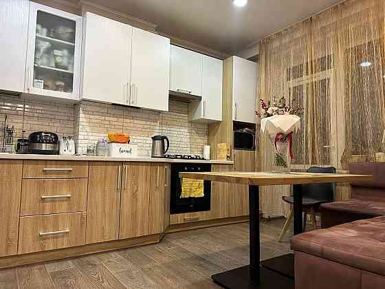 ВЛАСНИК!! 3-х кімнатна квартира,Центр.Стоград Ровно