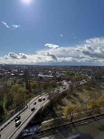 Продам 2-кімнатну квартиру в центрі міста — ЖК «Bridge Tower», 68,8 м² Ровно