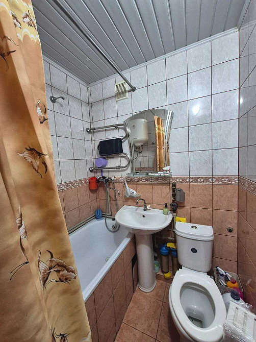 продаж двокімнатної квартири. центр Умань - зображення 2