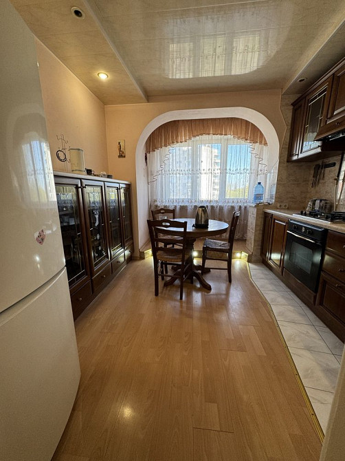 продажа Квартиры на 100 кв метров Павлоград - изображение 2