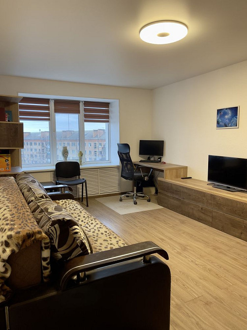 Продається трикімнатна квартира вул. Одеська Бердичев - изображение 1