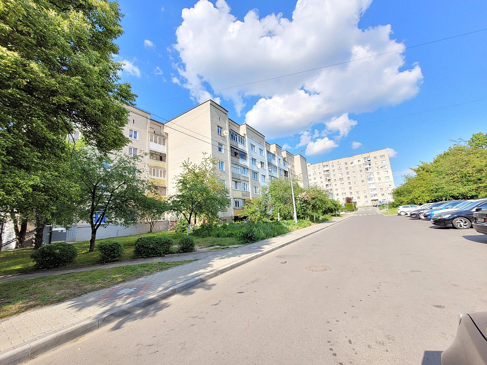 3к."ЧЕШКА", 5/5ц, 70м2, Ремонт косм! не кутова!, сонячна! 65000уо! Луцк - изображение 1