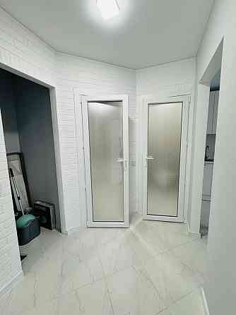 Продам 2-кімнатну квартиру в центрі з ремонтом Кам`янець-Подільський