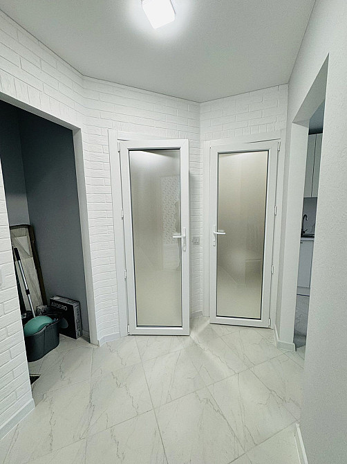 Продам 2-кімнатну квартиру в центрі з ремонтом Кам`янець-Подільський - зображення 6