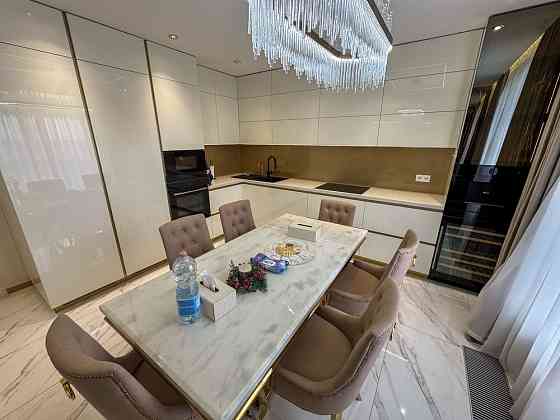 Для тих, хто звик жити на рівні — авторська квартира в Парковому Місті Київ