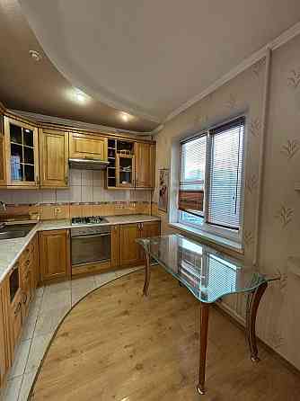 ПРОДАМ 3 кімнатну квартиру на ВАСИЛЯ СТУСА Белая Церковь