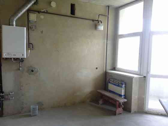 Продам 3-кімн.новобудову в ЖК Київській 108 м.кв. з гаражем Черновцы