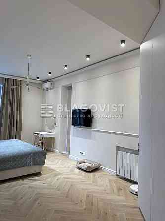 Продається 2к квартира вул Антонова Авіаконструктора 2/32 Київ