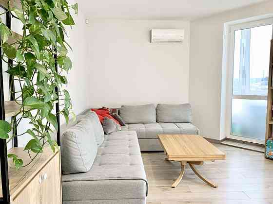 Продаж 2 кім. квартири з ремонтом, м. Винники (вул. Кільцева,12) Винники