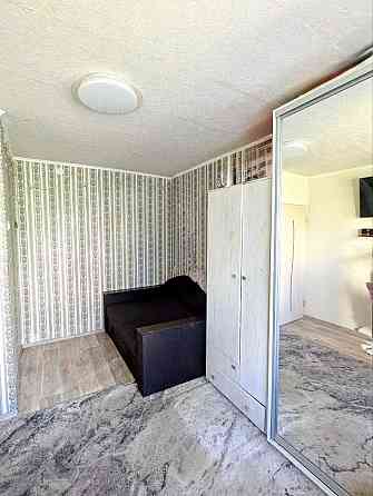 Продаж 1- кімн. квартиру гостинка - 22кв.м. Тополь-2  AK Днепр