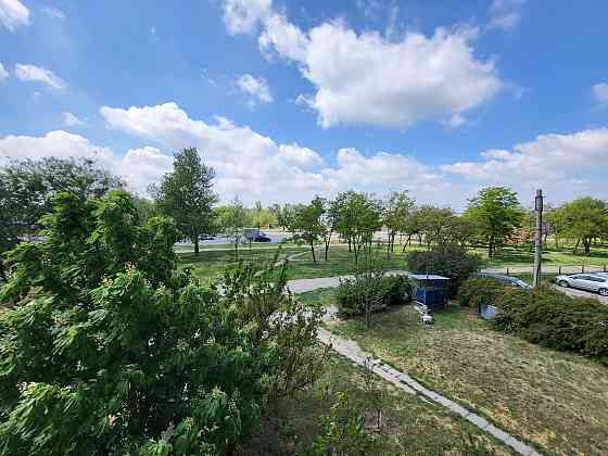 Продажа 3 х комн.кв Запорожская/  2 этаж +монолитный  .дом +видео обз Запорожье