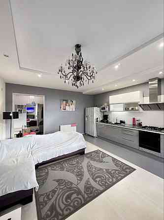 Продаю 3к к -студія в Новобудові у Центрі міста Николаев