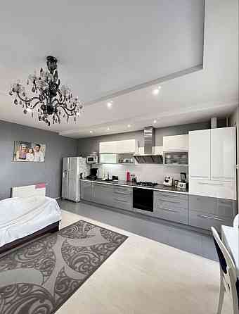 Продаю 3к к -студія в Новобудові у Центрі міста Николаев