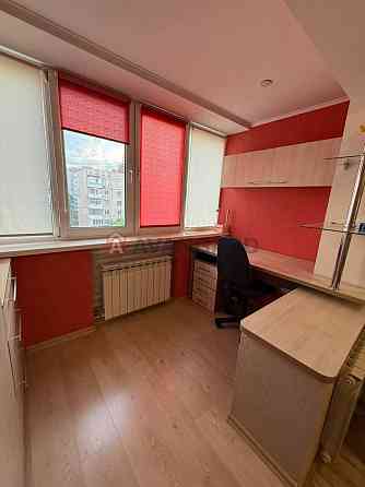 3-кімнатна квартира по вул. Космічна Запорожье