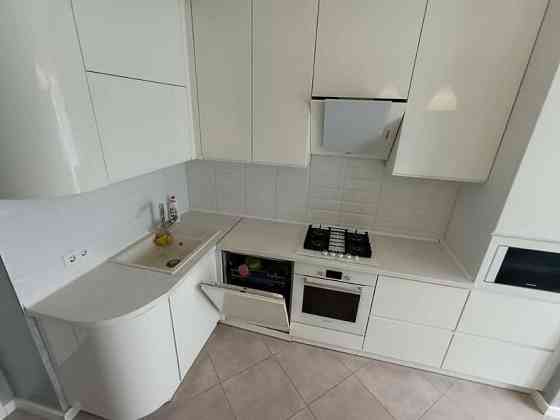 Тривала оренда 2к квартири в новобудові по вул Величковсього Львов