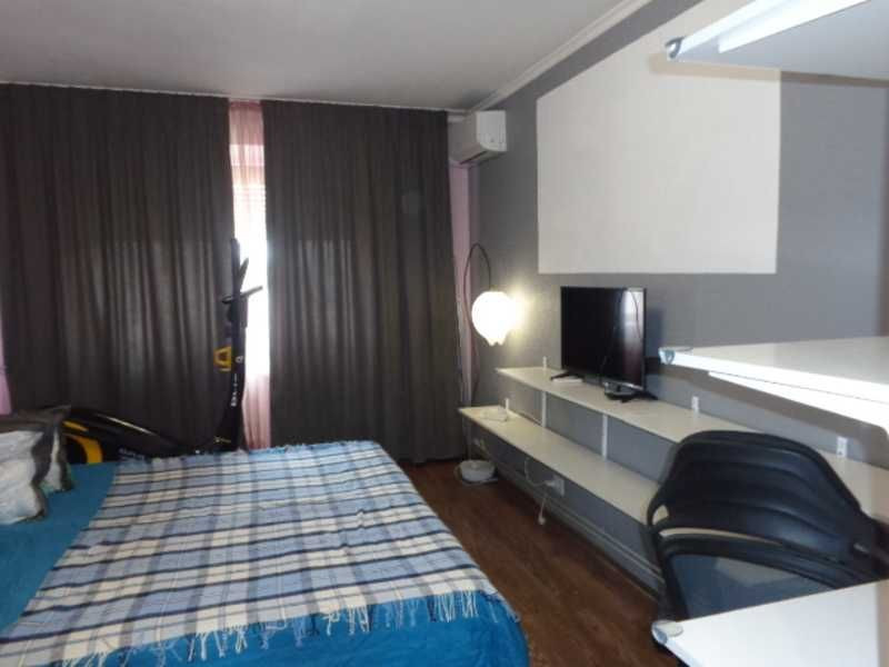 Оренда хорошої 2-кімн кв. на проспекті в Ужгороді за вигідну ціну !!! Ужгород - зображення 1