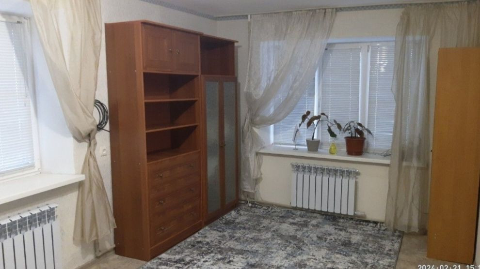 Сдам 1к комнатную кв-ру 6300 Центр Каменское (Запорожская обл.) - изображение 1