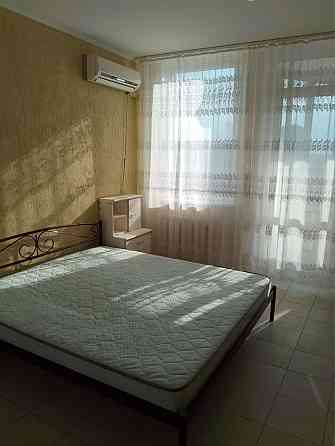 Своя! Без посредников! Позняки! Пчелки 2А! Київ