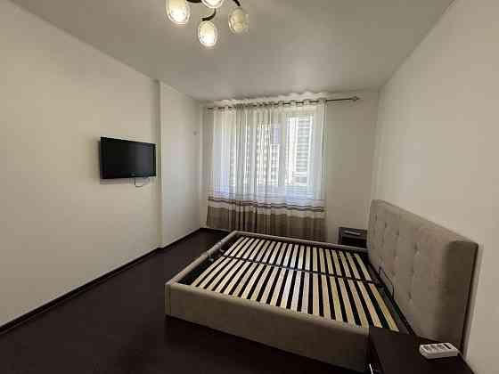 Здається 2- х кімнатна квартира в Зоряному, район парку Черновцы