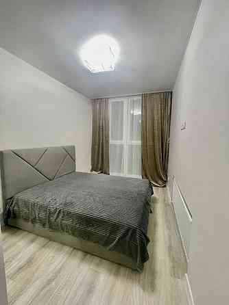 Оренда квартири у новобудові з відкритим балконом Львов