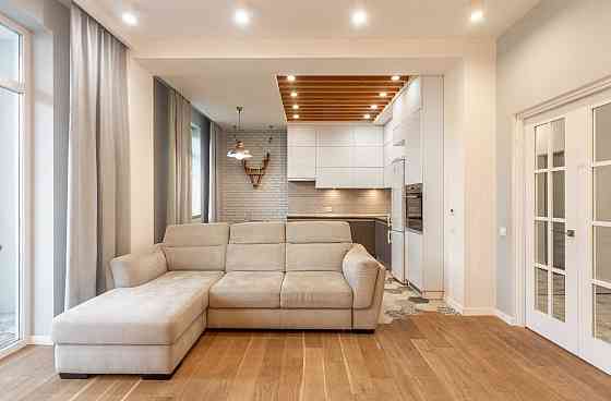 Оренда 2 кімнатна + Кухня-вітальня квартири, Кирилівська 85/87А, Поділ Київ