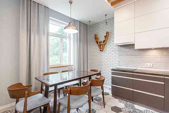 Оренда 2 кімнатна + Кухня-вітальня квартири, Кирилівська 85/87А, Поділ Київ