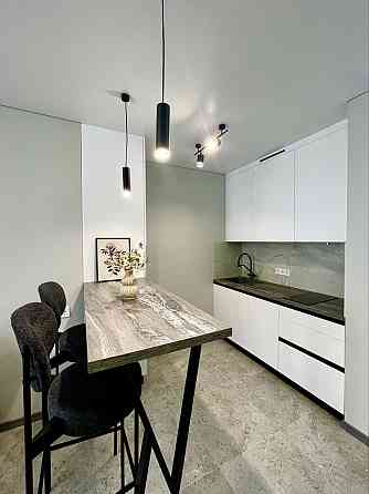 Оренда НОВОЇ 1к (євродвушки) з кухнею-вітальнею 19м2 в ЖК White Lines Київ