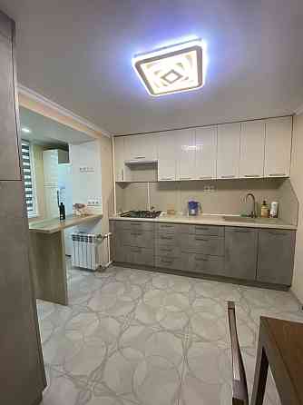 Здається в оренду 3-кімнатна квартира в хорошому районі Черновцы