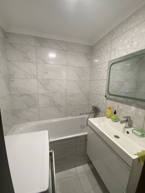 Здається в оренду 3-кімнатна квартира в хорошому районі Черновцы - изображение 4