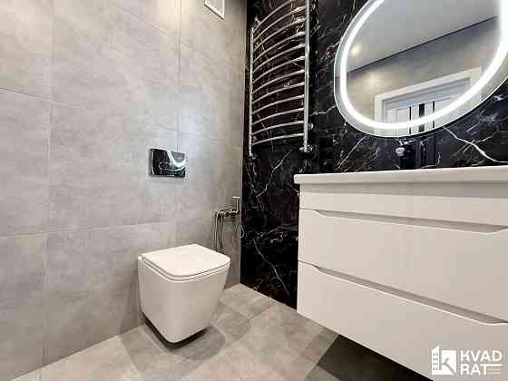 Продаю півторачку з якісним ремонтом в центральній частині міста Ивано-Франковск