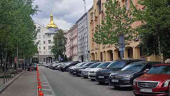 Продам 4-кім.Квартиру Шевченківському р-н вул.Золотоворіська 2(а.) Київ