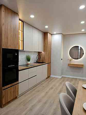 ЖК Варшавський 2к квартира з ремонтом 70 кв м  Виноградар Київ