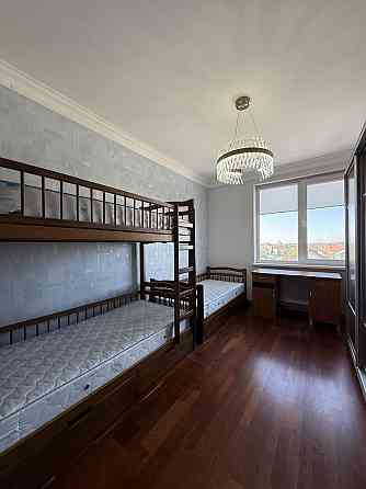 Продається 3-кімнатна квартира площею 100 м², Ужгород