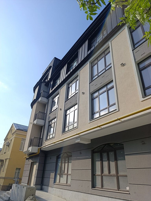 Продаж 3-кімнатної дворівневої квартири з мансардою на вул. Пекарська Львов - изображение 2