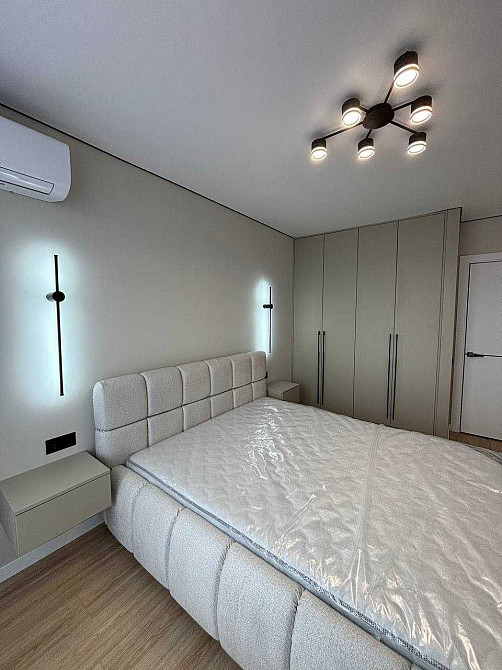 Продаю 2 кімнатну квартиру в ЖК Family Plaza Ивано-Франковск - изображение 4