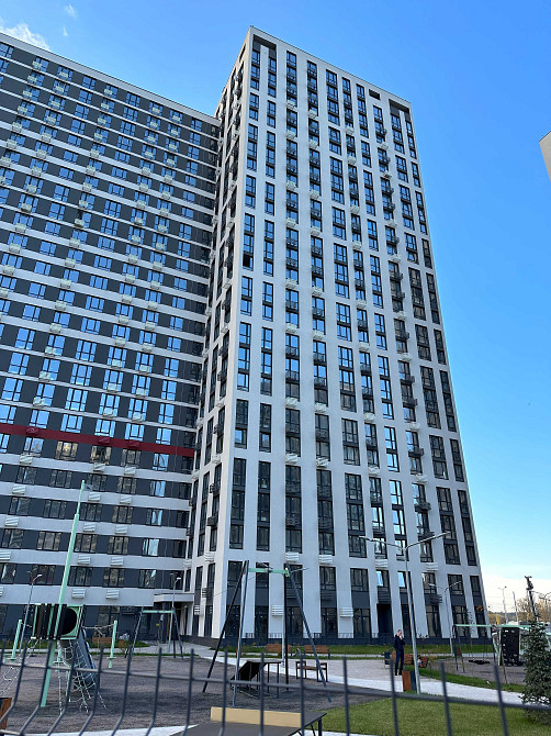 Варшавський Плюс пр-т Європійського Союзу 53/46 будинок 13.7 Київ - зображення 1