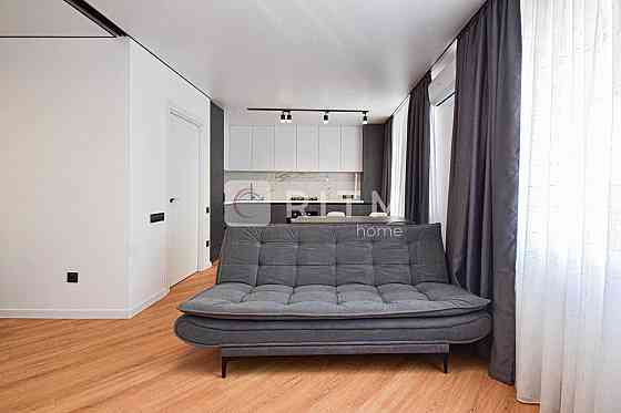 Сучасна новобудова, кухня- студія, провулок Тарнавського 4 Тернополь