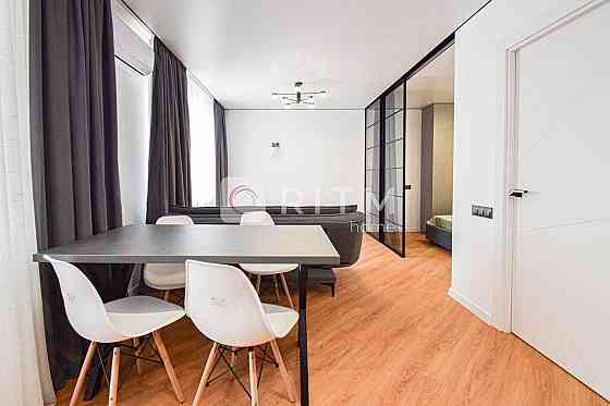 Сучасна новобудова, кухня- студія, провулок Тарнавського 4 Тернополь