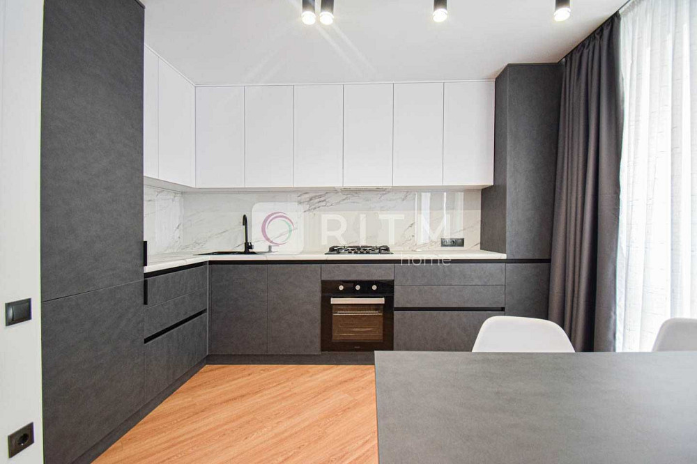 Сучасна новобудова, кухня- студія, провулок Тарнавського 4 Тернополь - изображение 2