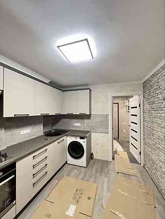 Продаю 3к квартирy в районі Площі Перемоги Николаев