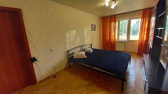 ОРЕНДА 3-х кім квартири три спальні 2-й поверх ГАЗ масив БЕРЕЗНЯКИ Киев