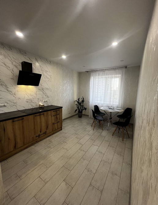 Вишукана 1 квартира ЖК Графський Черкаси - зображення 5