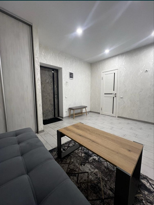 Вишукана 1 квартира ЖК Графський Черкаси - зображення 1